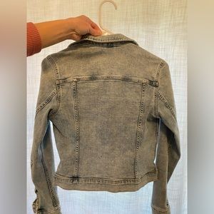 SOLD- H&M women’s jean jacket